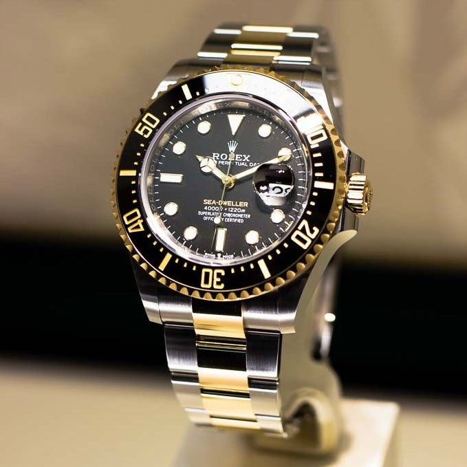 Submariner Dual Tone Quartz Watch With Silver Gold Dial Stainless Steel Strap For Men