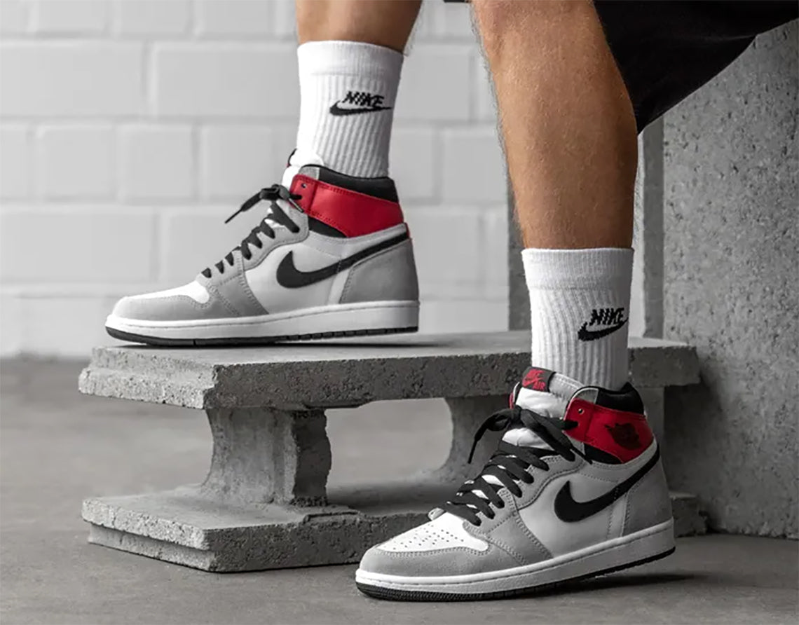 Air Jordan 1 High Light Smoke Grey Shoes/Sneakers For Men