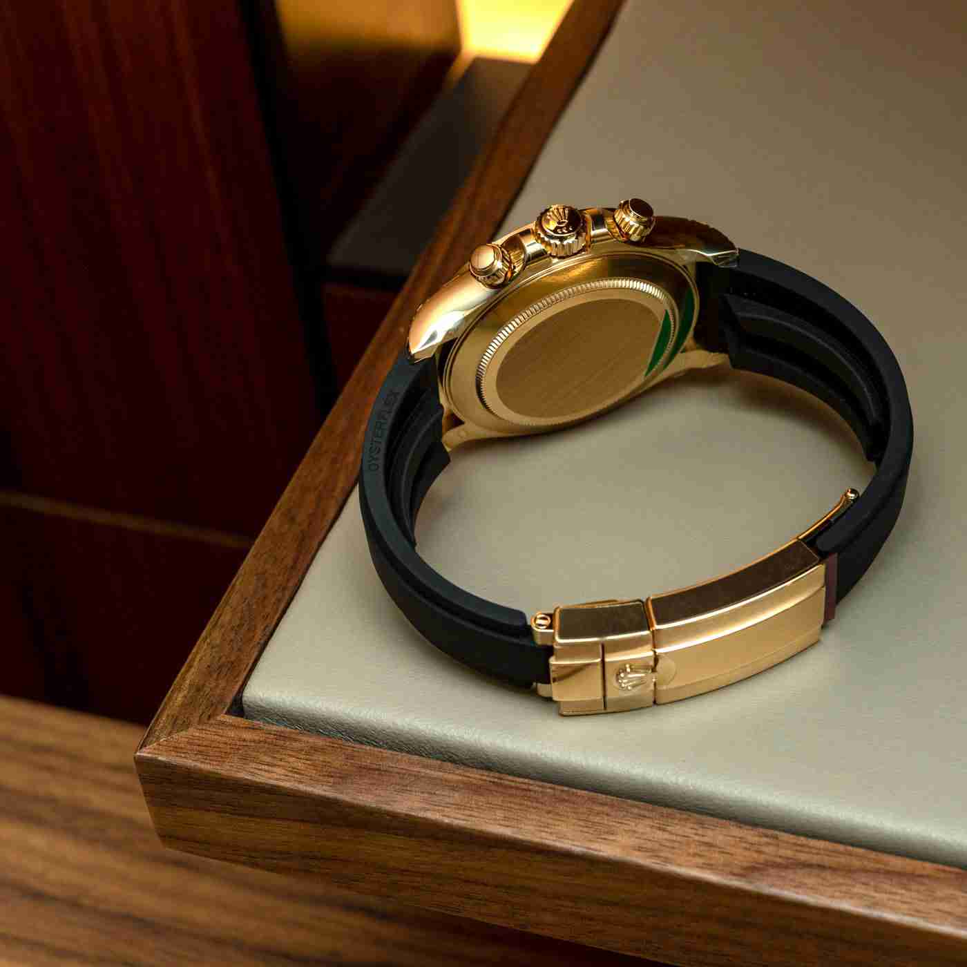 Rlx Daytona Golden Color Case Chronograph Men's Watch, Quartz Movement With Diamond